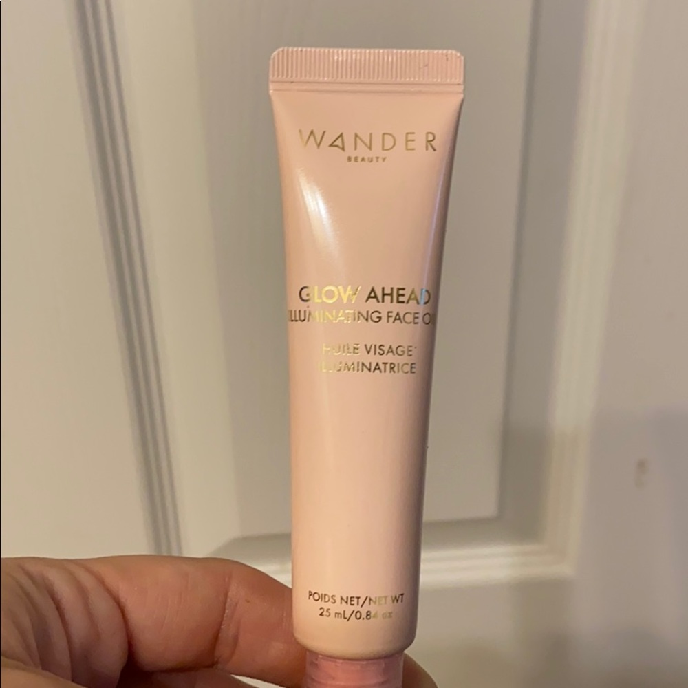 Wander Beauty Glow Ahead Illuminating Face Oil